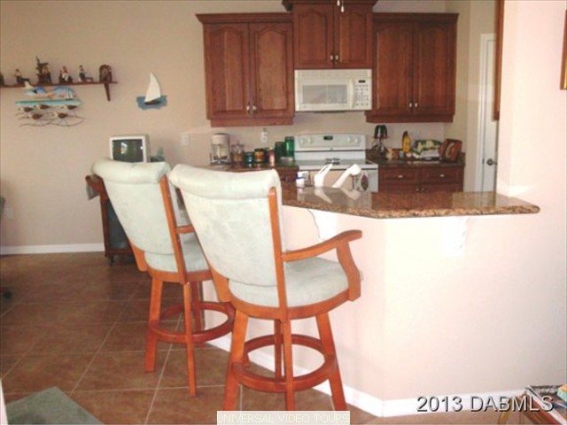 BREAKFAST BAR