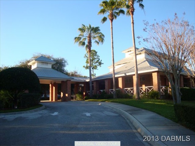 CLUBHOUSE