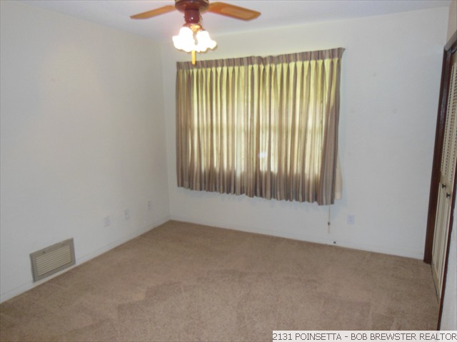 2131 POINSETTA (34)