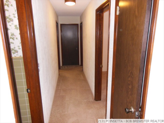 2131 POINSETTA (37)