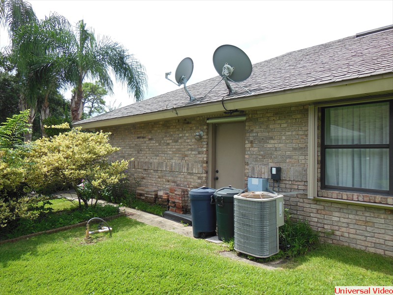 779 SANDY HILL CIR  (52)