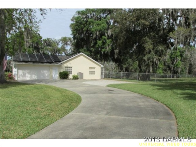 LONG DRIVEWAY